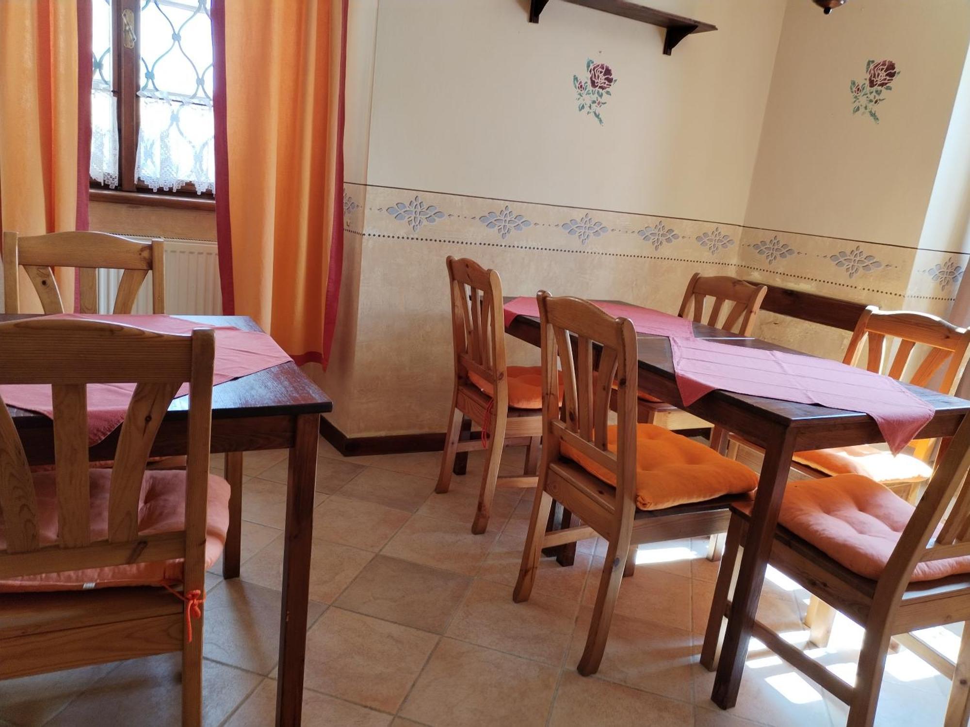 Hotel U Zvonu Кутна-Гора Экстерьер фото